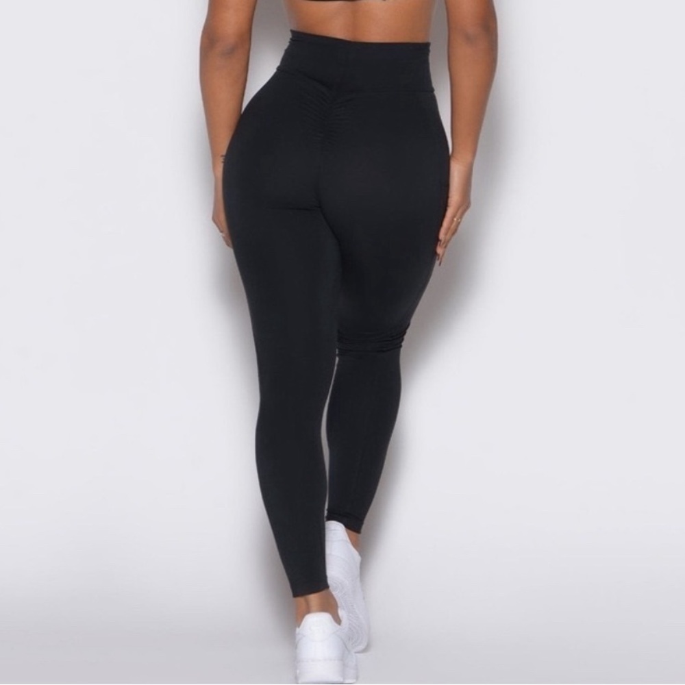 Bombshell Curves leggings Size M, color Black, gently worn